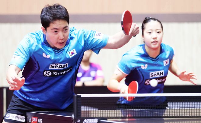 在更衣室里 在更衣室里