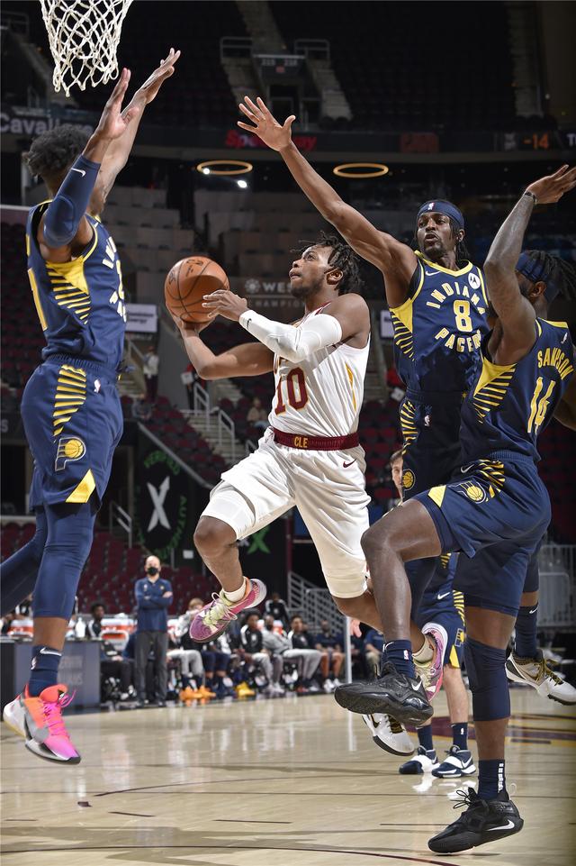 两届总冠军 两届总冠军